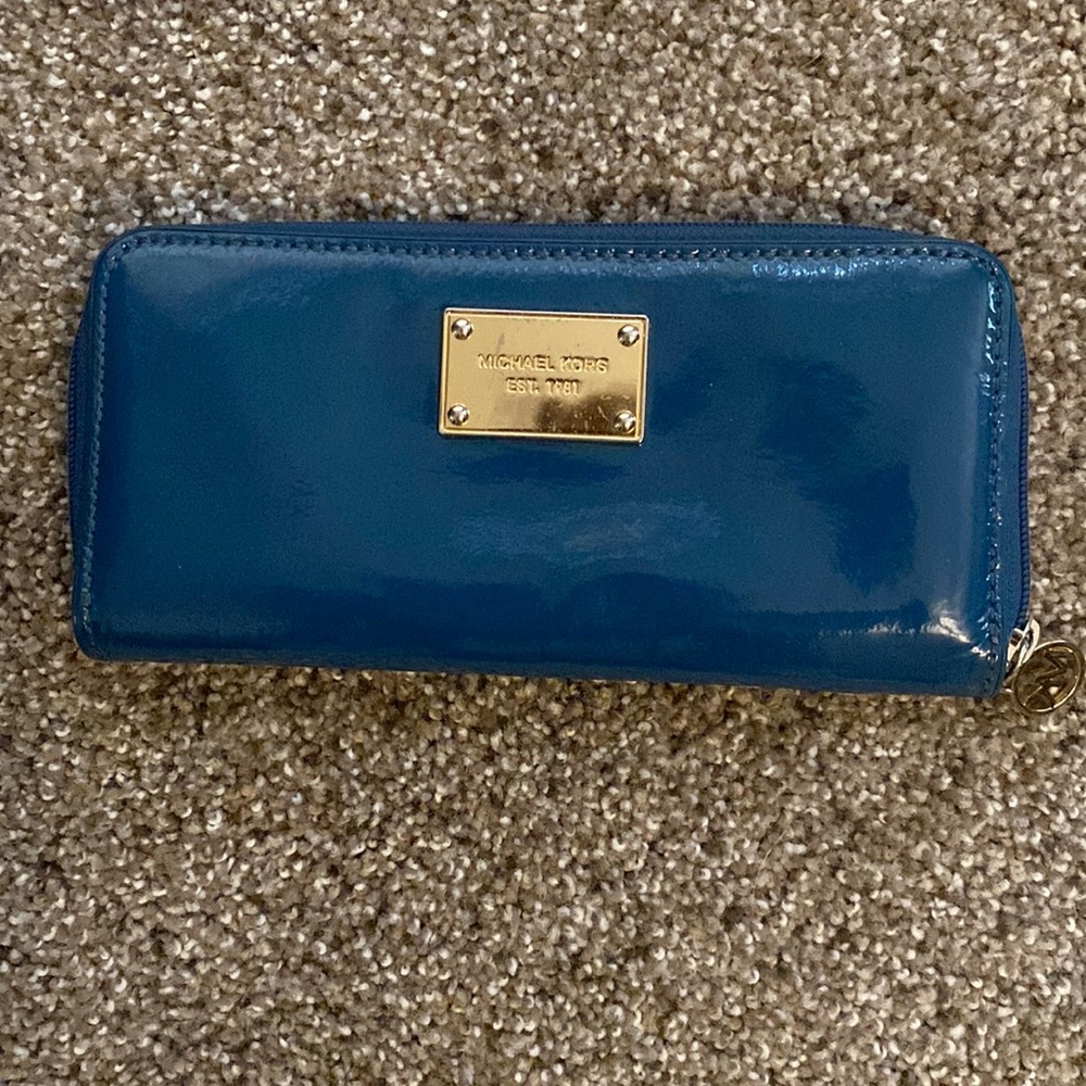 Michael Kors wallet